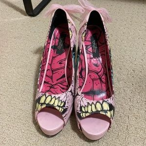 Iron Fist platform heels, with cute bow, size 10